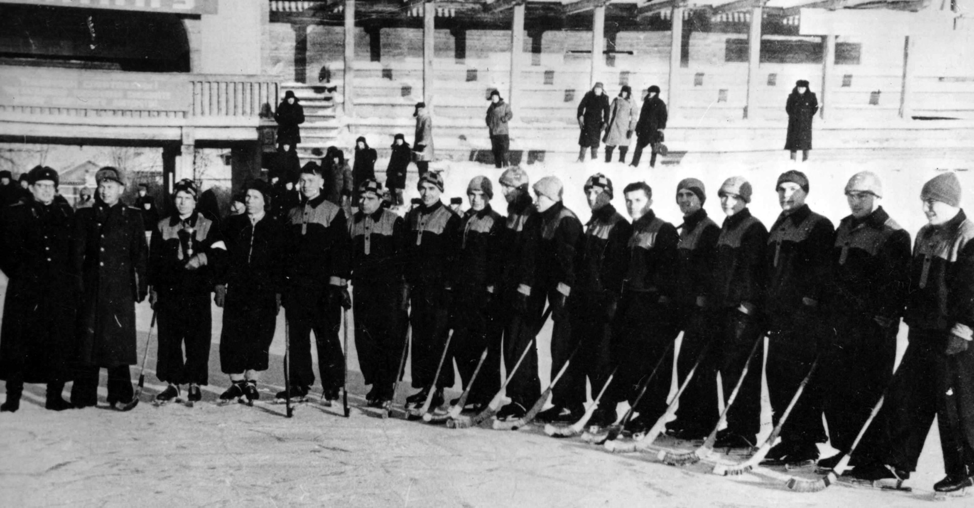 1953 год. Архангельск. ДОСА (Хабаровск) – победитель первенства СССР среди команд класса «Б».